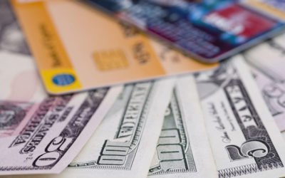 10 dicas para viajar com o dólar alto. Faça o seu dinheiro render mais!