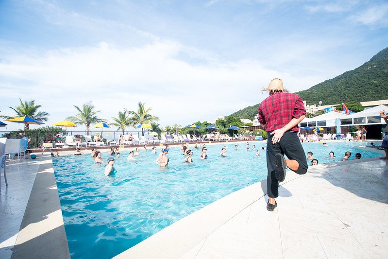 recreação na piscina do Costão do Santinho em Florianópolis